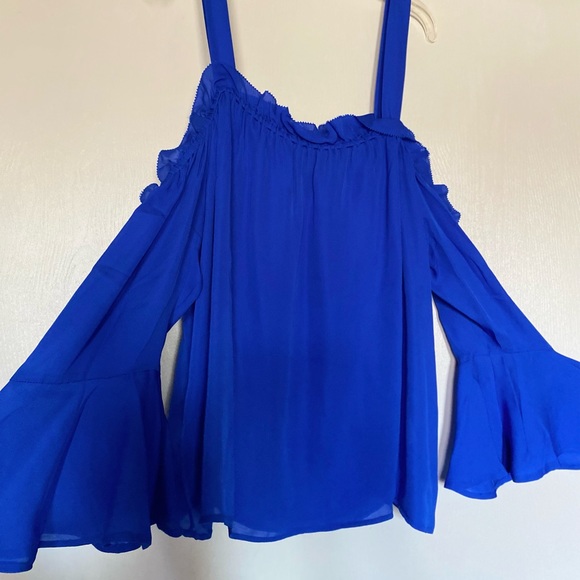🆕 J Crew Solid Blue Cold Shoulder Top. Size 12 - Picture 1 of 11
